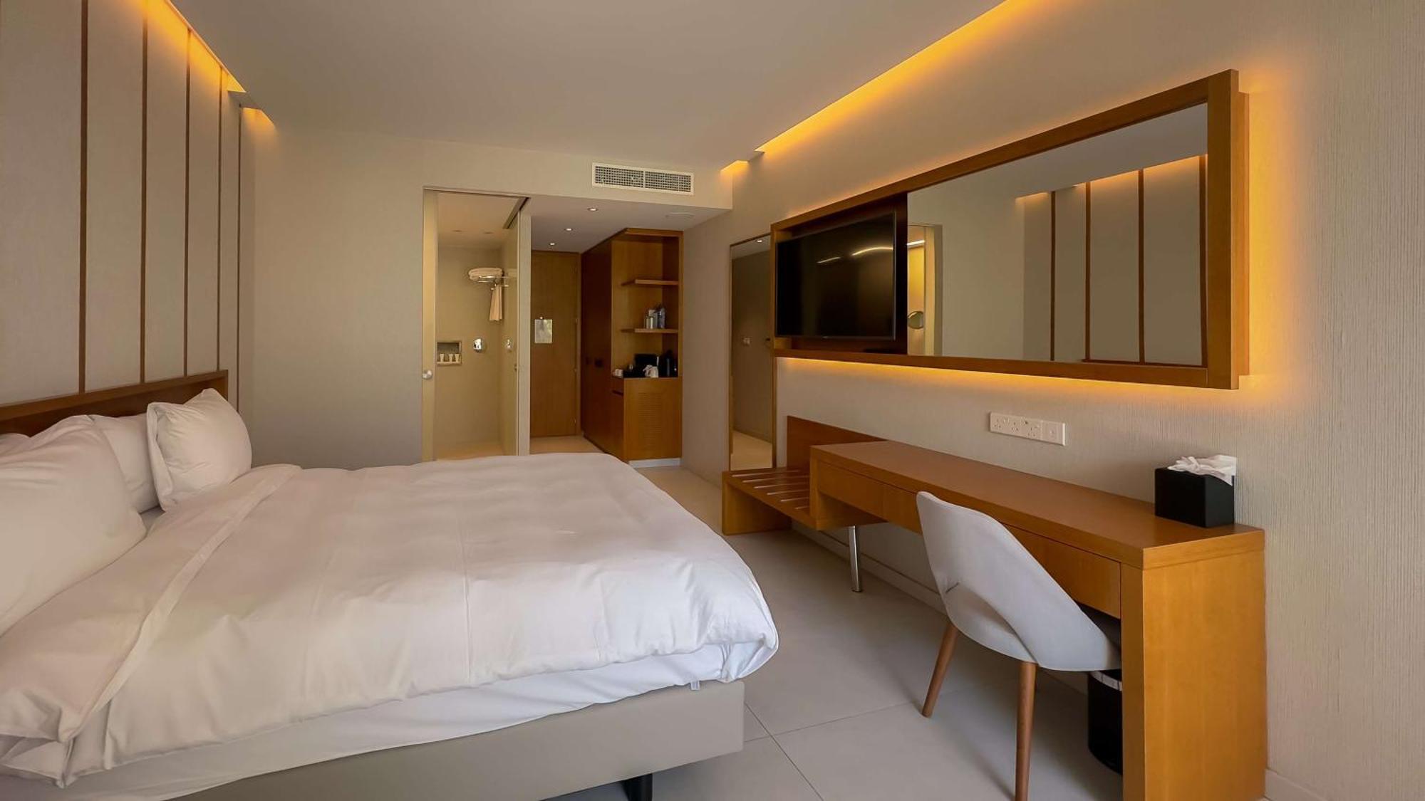 เลอเบย์ บีช โฮเต็ล Hotel ลาร์นาคา ภายนอก รูปภาพ