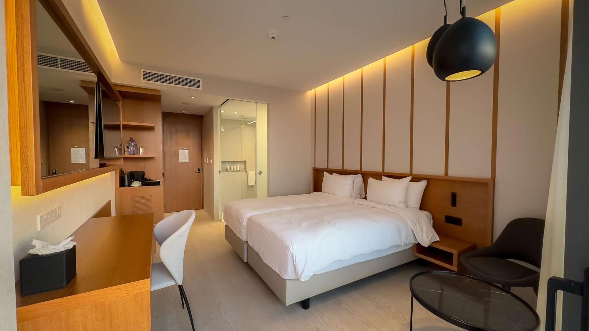เลอเบย์ บีช โฮเต็ล Hotel ลาร์นาคา ภายนอก รูปภาพ